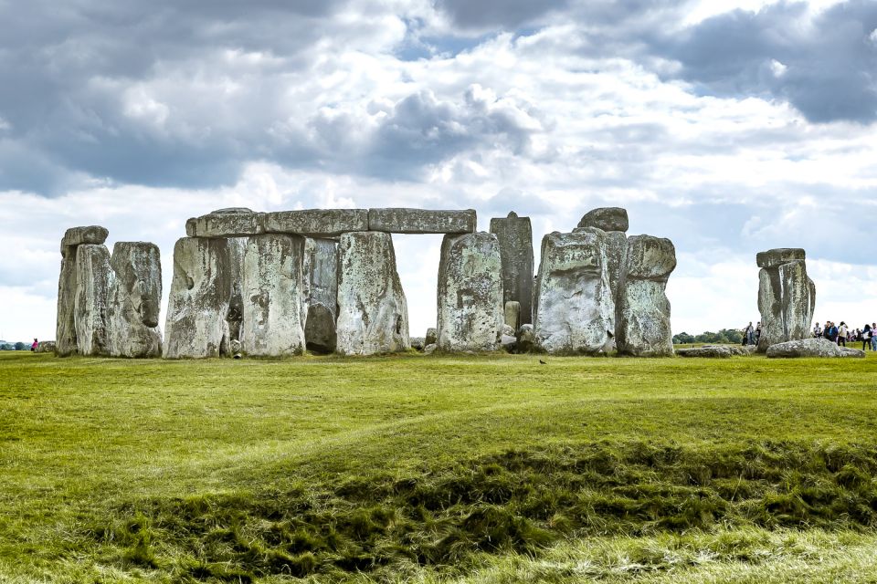 From London: Stonehenge Express Half-Day Tour - Highlights