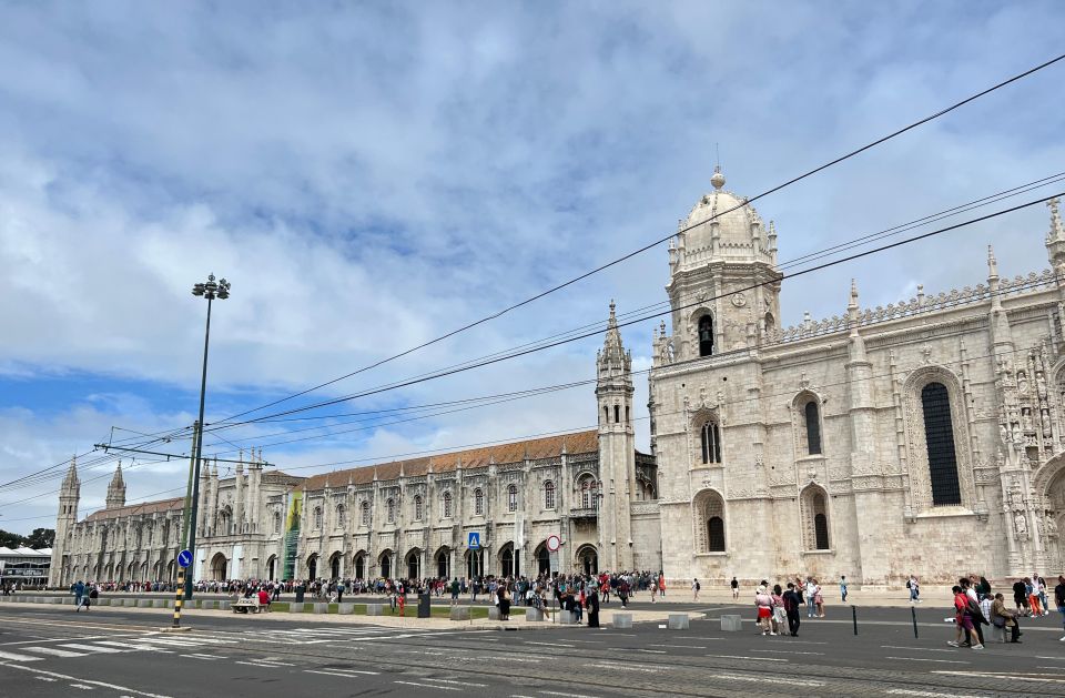 Full Day Lisbon Tour - Inclusions