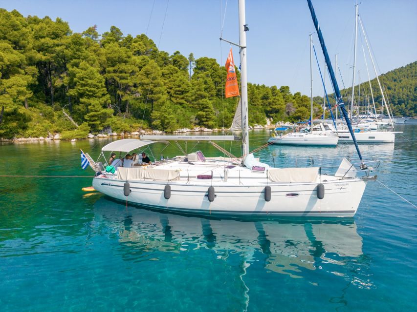 Halkidiki: Private Sailing Yacht Cruise Swim in Blue Waters - Not Suitable for