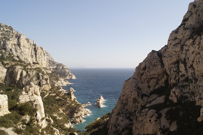 Hiking in the Calanques National Park From Luminy - Host Responses and Improvements