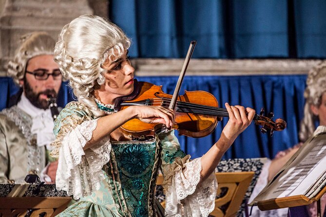 I Musici Veneziani Concert: Vivaldi Four Seasons - Performers and Costumes
