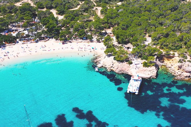 Ibiza Beach Hopping Cruise With Paddleboards, Drinks and Food. 6h - Culinary Delights Onboard