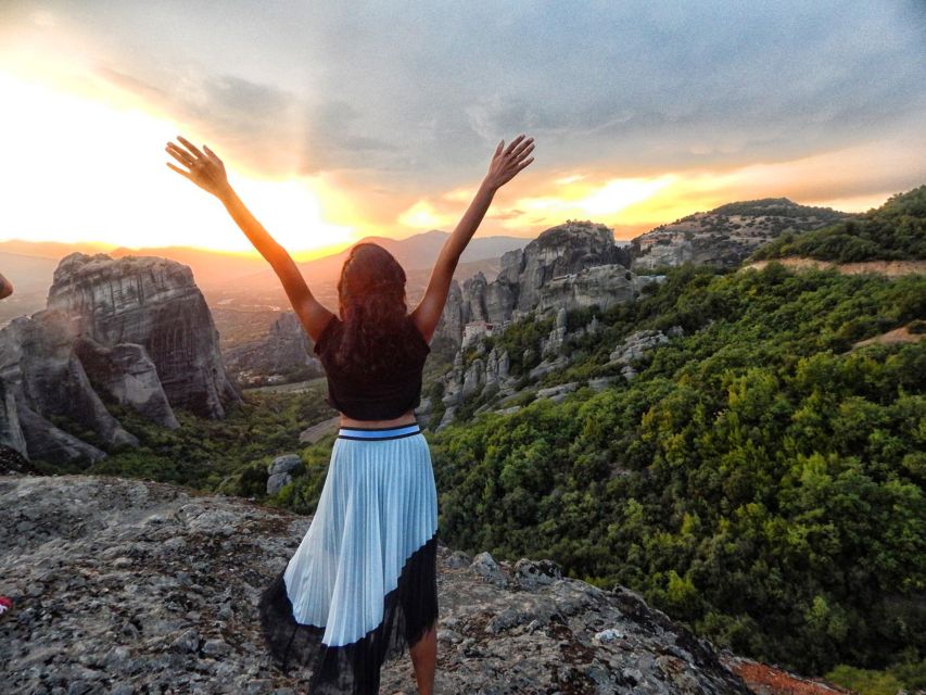 Kalabaka: Majestic Sunset Meteora Tour With a Local Guide - Tour Highlights