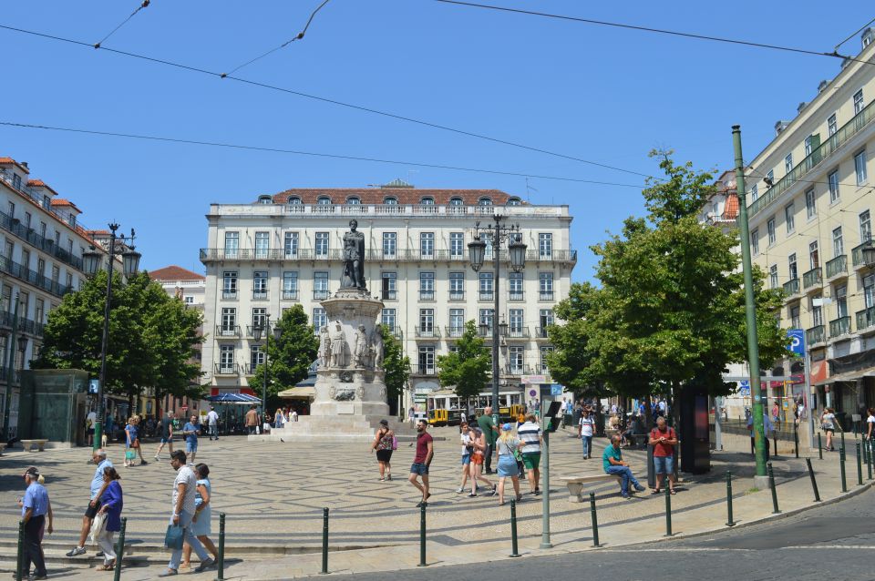 Lisbon: Starter Walking Tour to the Highlights in German - Customer Reviews