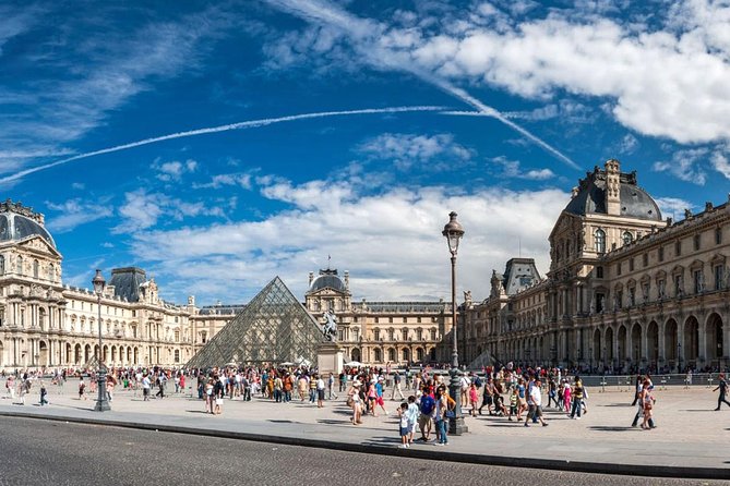 Louvre Museum Small-Group and Skip-the-Line English Guided Tour - Experience