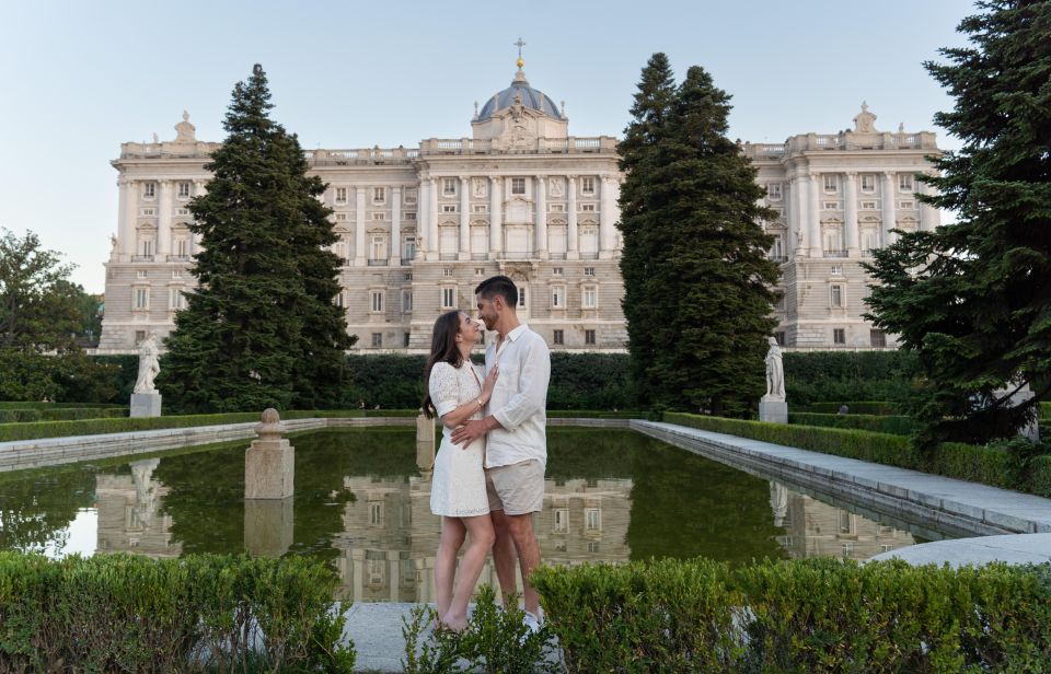 Madrid: Romantic Photoshoot for Couples - Additional Information