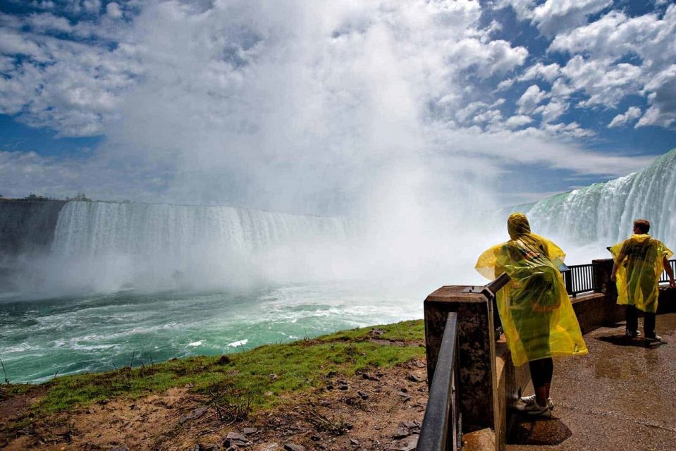 Niagara Falls, Canada: Sightseeing Tour With Boat Ride - Important Information