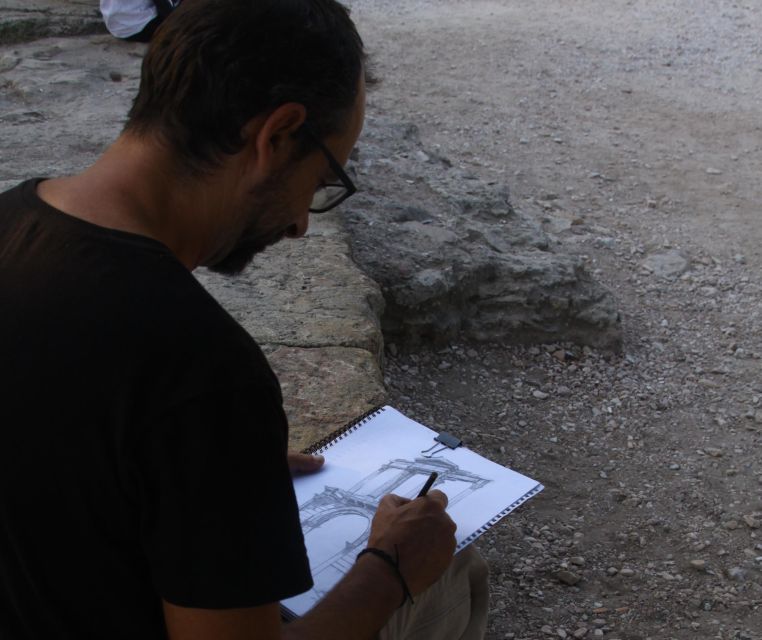 Outdoor Drawing Class in the Old Center of Athens - Drawing Tour Description