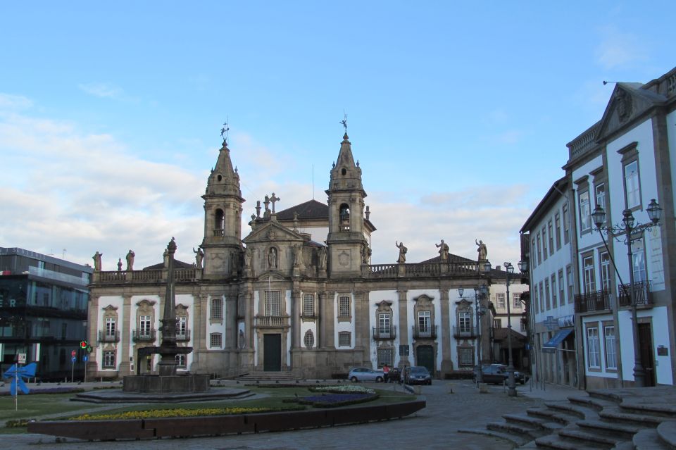 Porto: Braga & Guimarães Full Day Tour - Directions