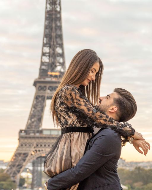 Private Guided Professional Photoshoot by the Eiffel Tower - Customer Experience