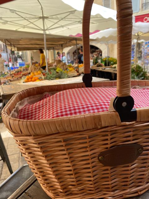 Saint Tropez : Food Tour and Highlights - Picnic With a Sea View