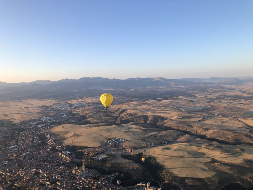 Segovia: Hot Air Balloon Flight With Picnic and Cava - Meeting Point and Logistics