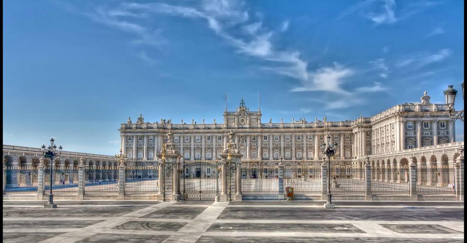 Skip-the-Line Royal Palace of Madrid and Guided Walking Tour - Customer Reviews