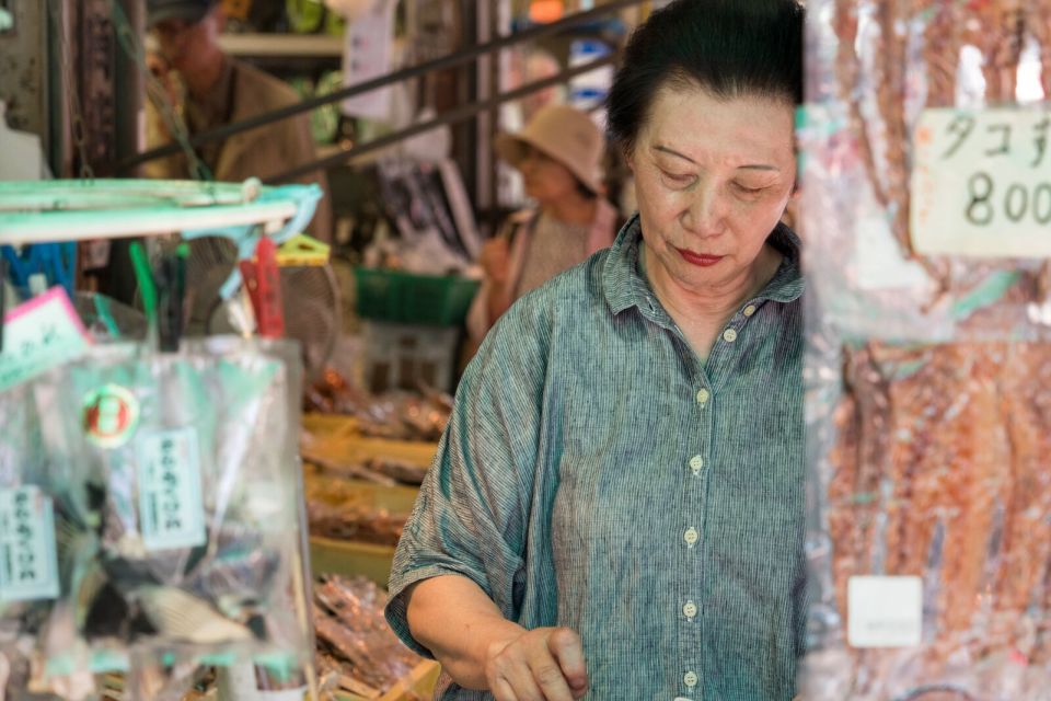 Tokyo: Guided Tour of Tsukiji Fish Market With Tastings - Inclusions