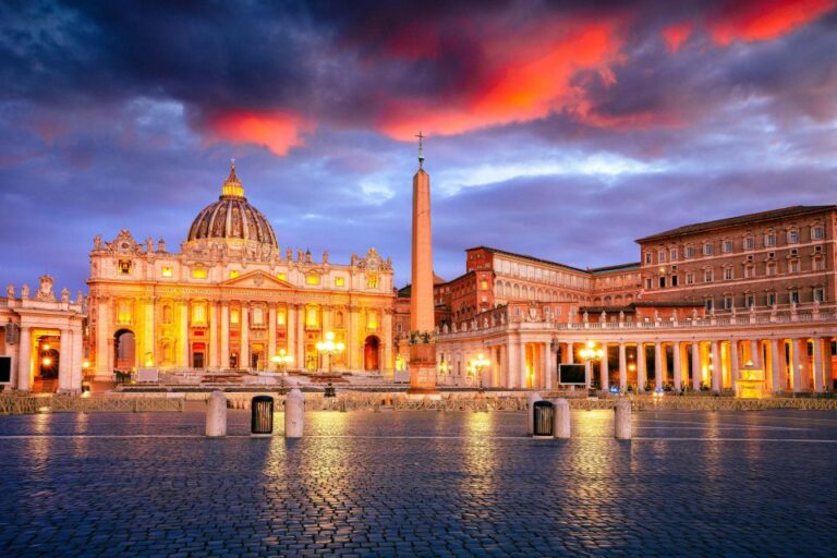 Vatican: Exclusive Sistine Chapel & Museums After-Hours Tour