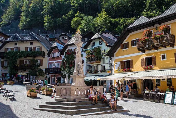 14 Hours Full Day Hallstatt and Salzkammergut Guided Tour - Lunch and Relaxation Break