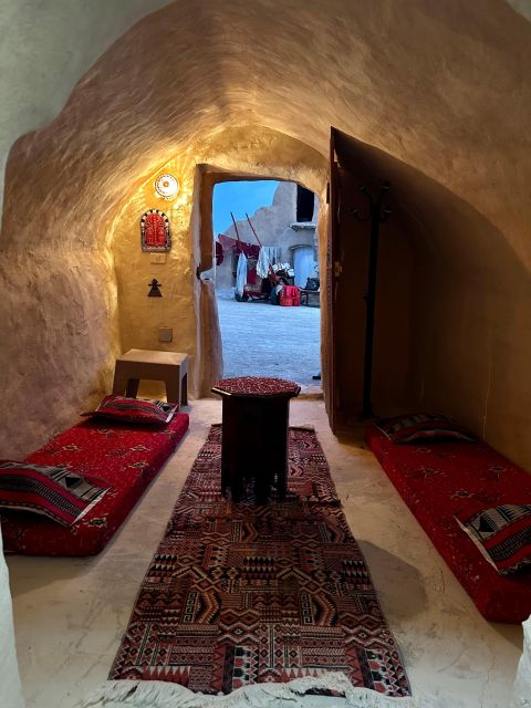 6 Nights in Tunisian Desert at a Berber Cottage - Itinerary and Transportation Details