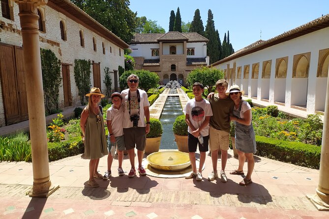 Alhambra: Private Tour for Families - Recommendations