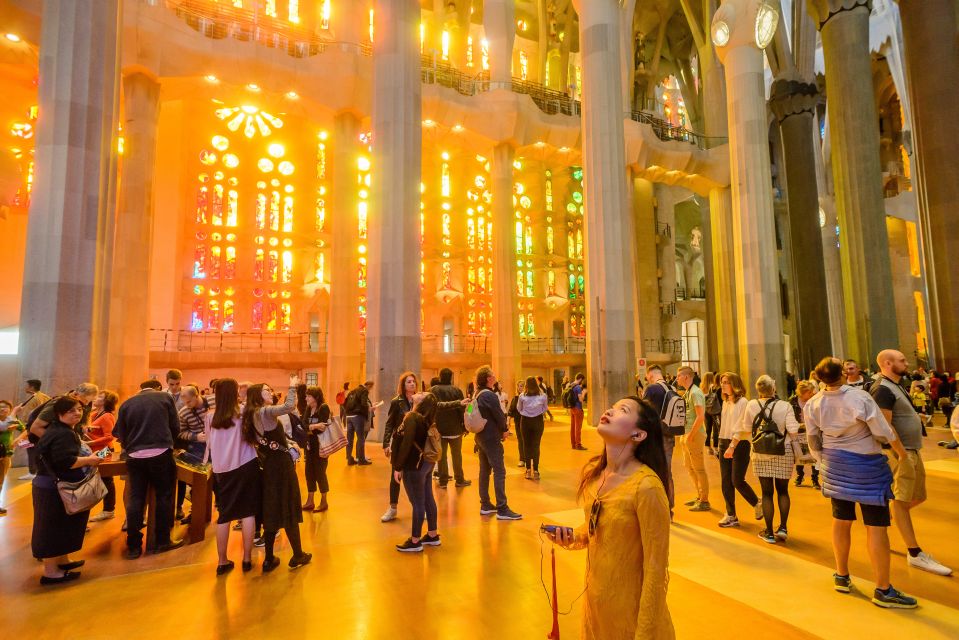 Barcelona: Sagrada Familia Tour & Optional Tower Visit - Customer Reviews