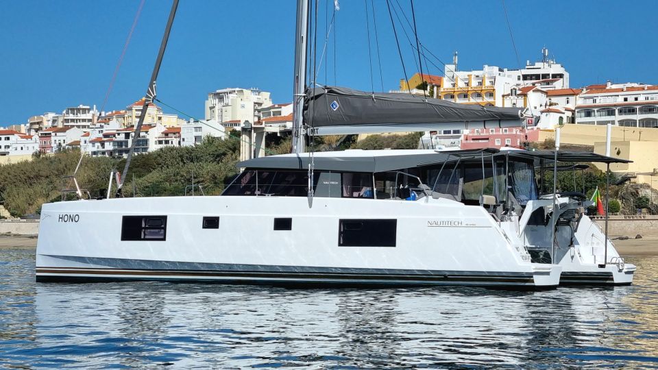 Boat in Algarve - Luxury Catamaran - Lagos - Key Points