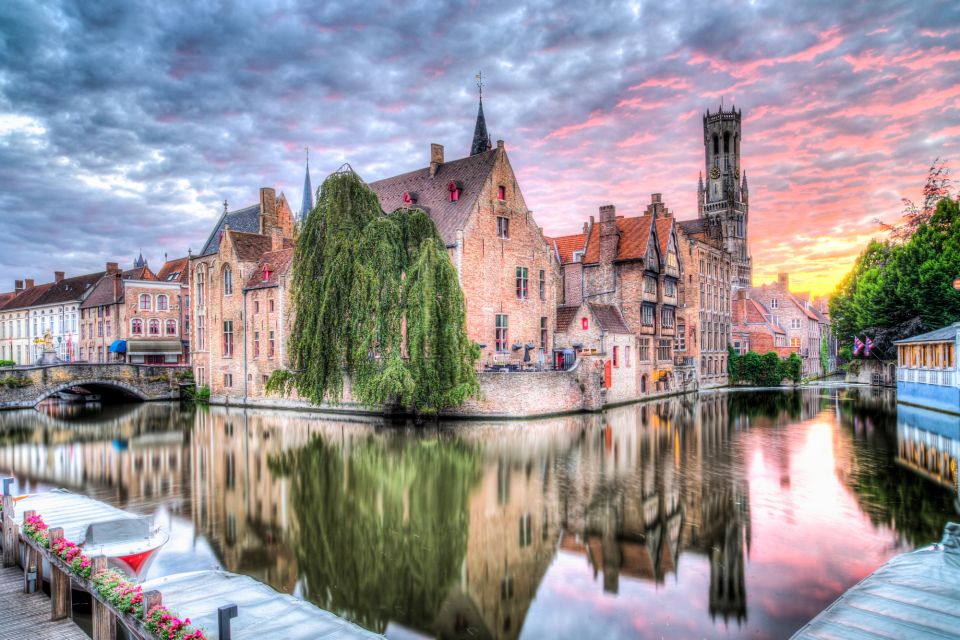 Bruges: Self-Guided Highlights Scavenger Hunt & Walking Tour - Scavenger Hunt Overview