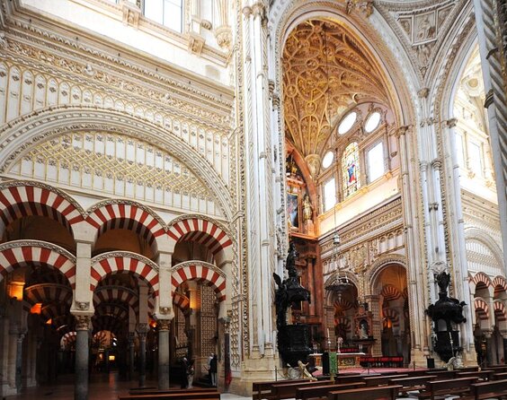 Cordoba Mosque-Cathedral and Jewish Quarter Walking Tour - Accessibility and Logistics