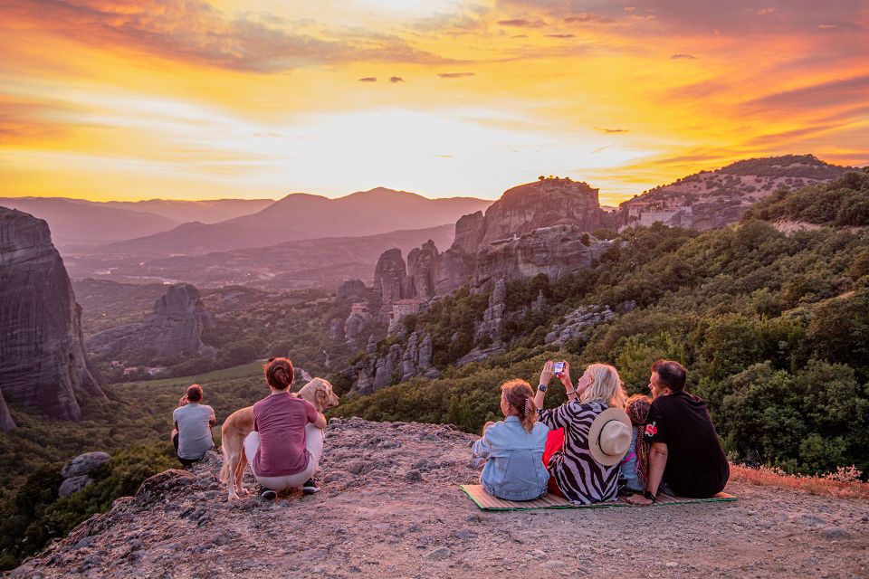 From Athens: 2 Days Meteora, Thermopylae & Delphi Tour - Important Information