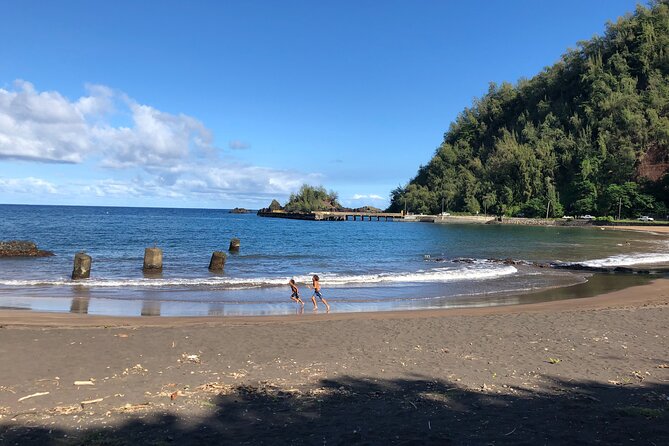 Full-Circle "Reverse" - Luxury Road to Hana Tour From West Maui - Enhancing Traveler Engagement