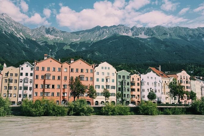 Innsbruck, Drivewalk to the Highlights Swarovski, Local Guide - Logistics