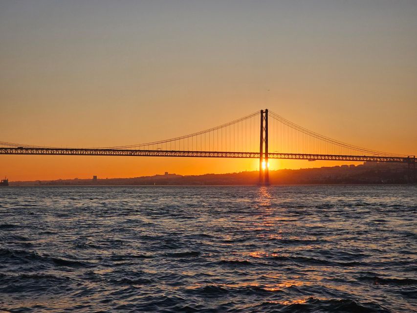 Lisbon: Private Relaxing Sunset 2-Hour Tour - Attire and Additional Information