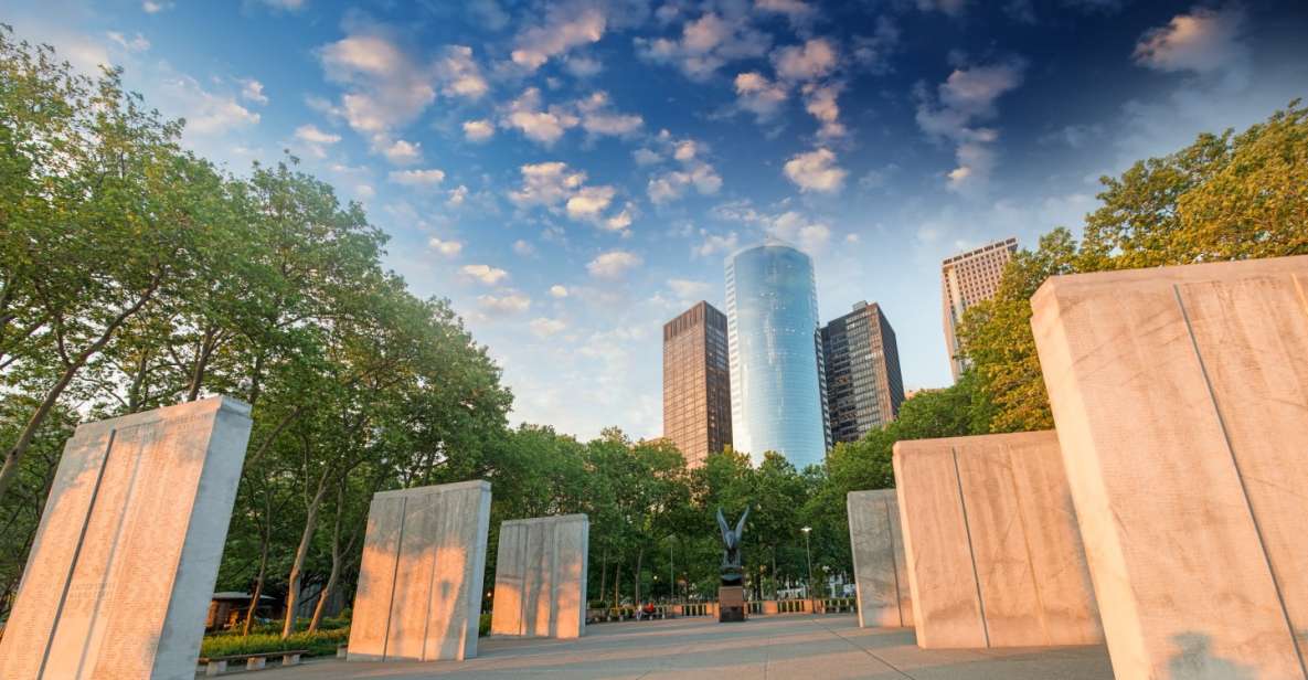 NYC: Battery Park and Statue of Liberty Self-Guided Tour - Tour Experience