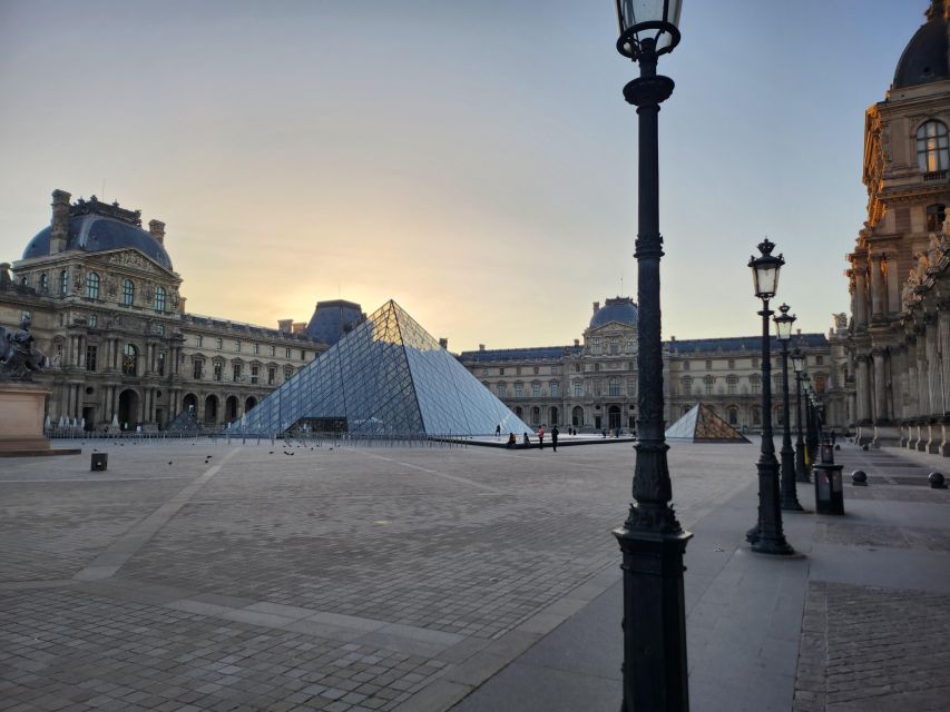 Paris: Paris Without People Guided Bike Tour at Sunrise - Common questions