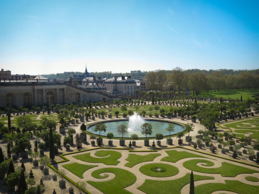 Paris to Versailles: Private Guided Tour With Transport - Tour Package Details