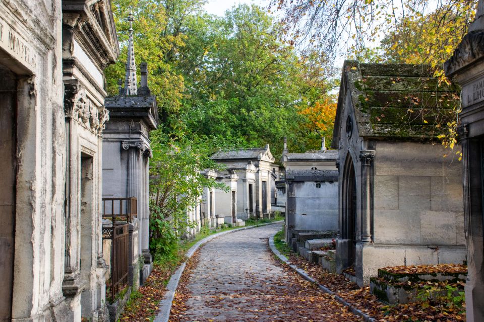 Père Lachaise Cemetery: A Stroll Through Immortal History - Customer Experience and Reviews