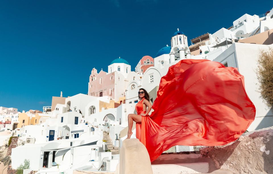 Photoshoot in Santorini With Flying Dress - Fast Delivery of High-Quality Photos