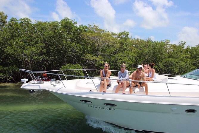 Private 48ft Premium Yacht Rental in Cancún 23P8 - Booking Confirmation and Payment