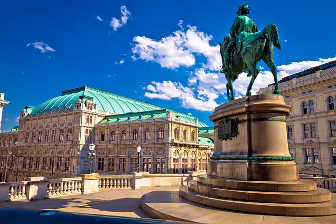 Private Bike Tour of Vienna Top Attractions & Nature - Exclusive Private Group Experience