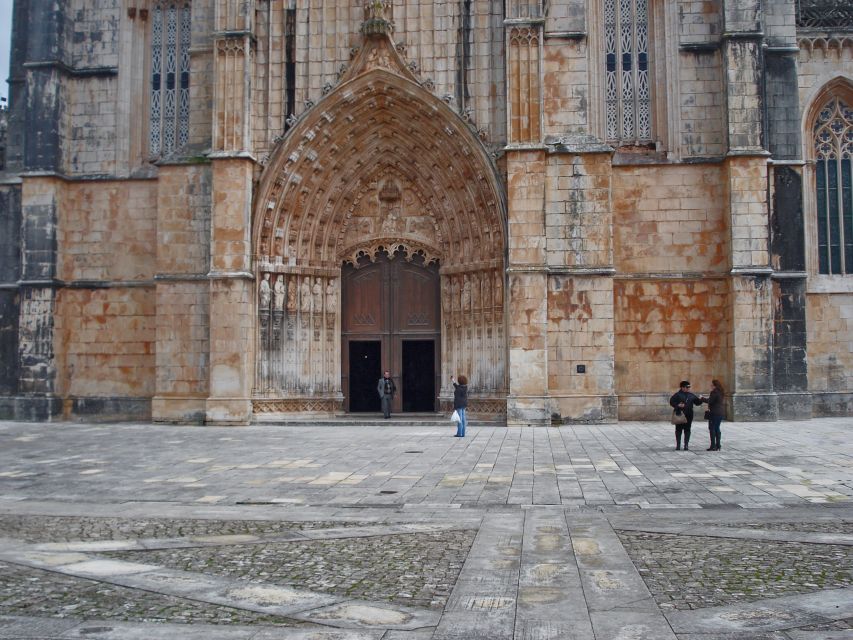 Private Tour to Fatima, Batalha, Nazare, Obidos From Lisbon - Important Information
