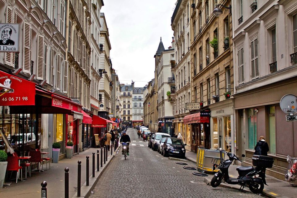 Private Walking Tour of Montmatre - Directions