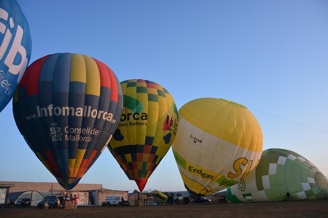 Romantic Sunrise Balloon Tour in Majorca - Common questions