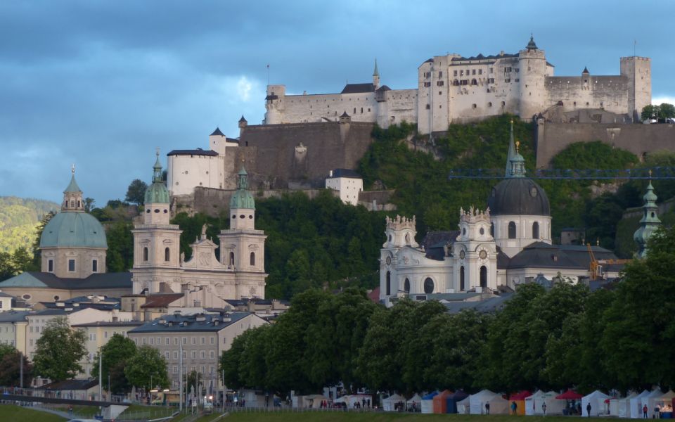 Salzburg: Self-Guided Outdoor Escape Game - Gift Option