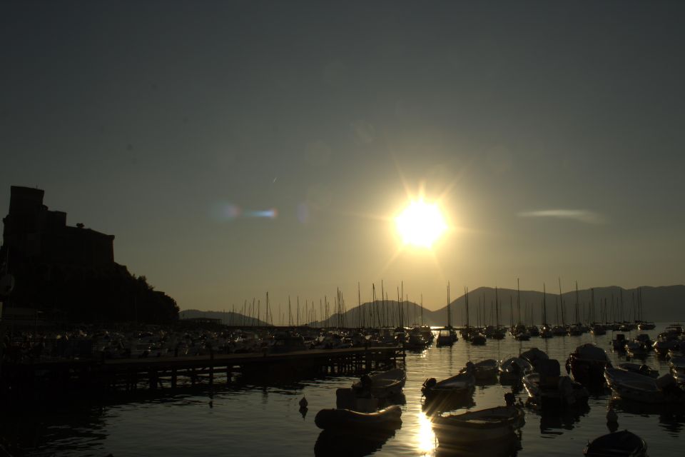 Sunset Wine Tasting Tour in Lerici - Booking and Meeting Point