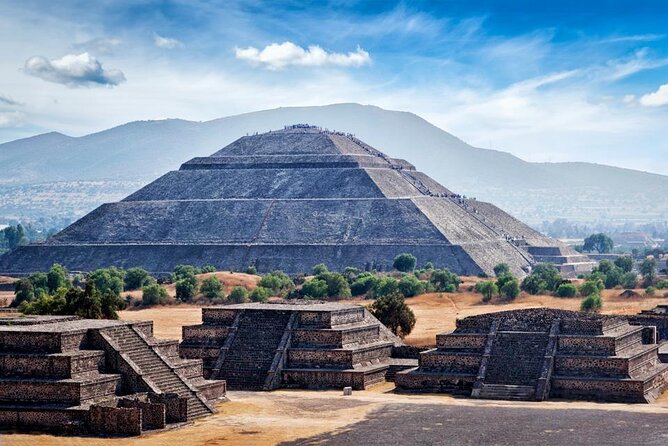 Teotihuacan, Basilica of Guadalupe, Tlatelolco and Tequila Tour - Reviews and Ratings