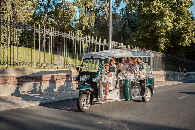 Welcome Tour to Madrid in Private Eco Tuk Tuk - Common questions