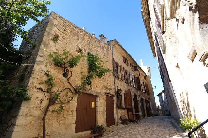 Avignon, Fontaine-De-Vaucluse & L'isle-Sur-La-Sorgue Flea Markets & Antiques - Weather and Cancellation Policies