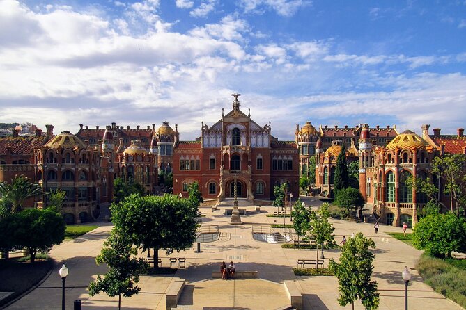 Barcelona Architecture Walking Tour With Casa Batlló Upgrade - Booking and Cancellation Policy