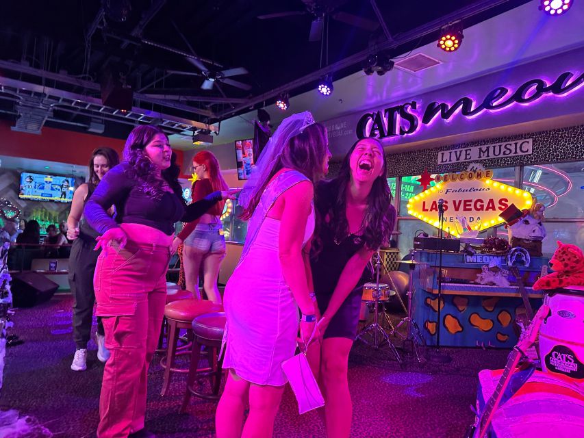 Downtown Las Vegas: Bar Crawl on Fremont St. - Pricing and Duration