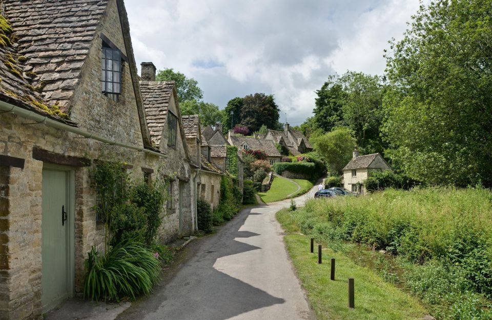 From London: Full-Day Cotswolds Tour With 2-Course Lunch - Common questions