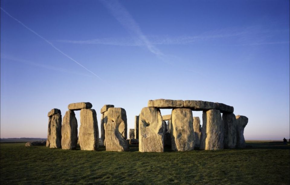 From London: Stonehenge, Windsor and Salisbury - Tour Activities
