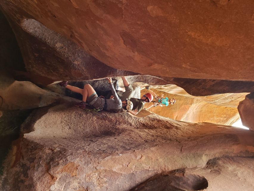 From Moab: Half-Day Canyoneering Adventure in Entrajo Canyon - What to Bring